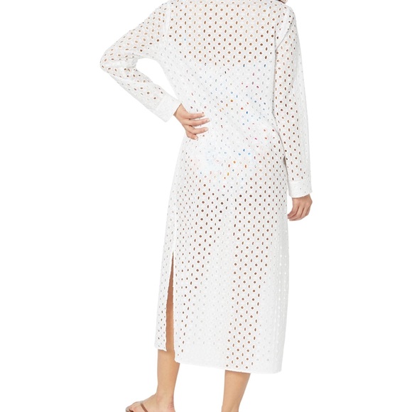 Show me your MuMu eyelet coverup/button up - Picture 2 of 2